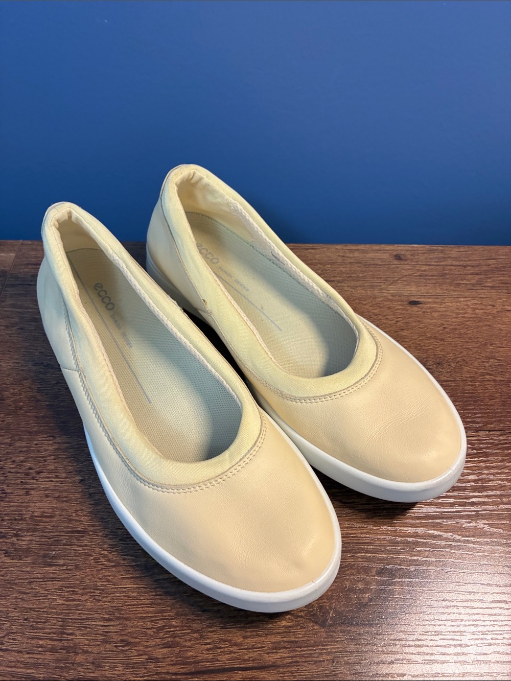 Ecco Women's Light Yellow Slip-On Loafers